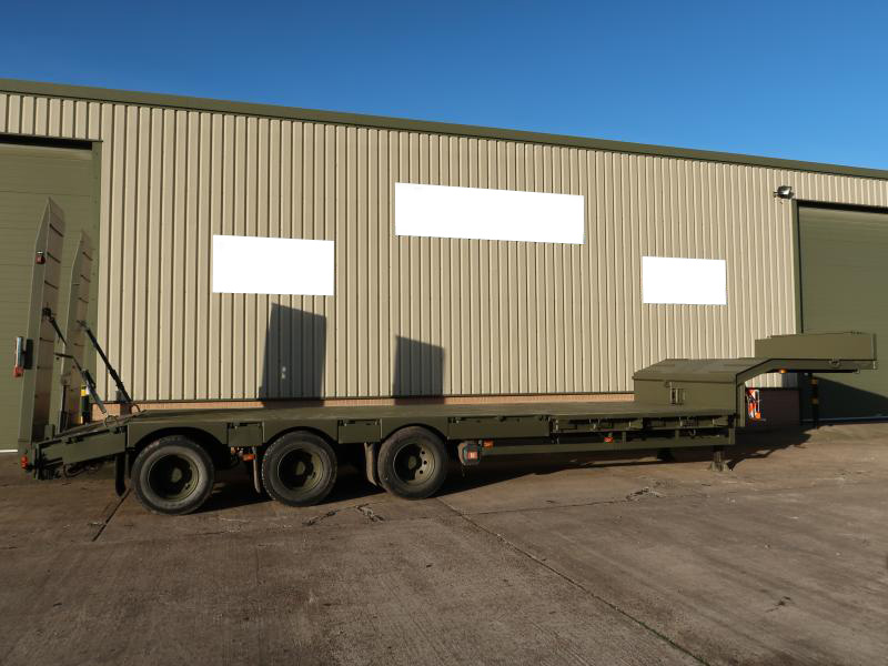 Broshuis E2130 Tri Axle Step Frame Low Loader Trailer - Govsales of mod surplus ex army trucks, ex army land rovers and other military vehicles for sale