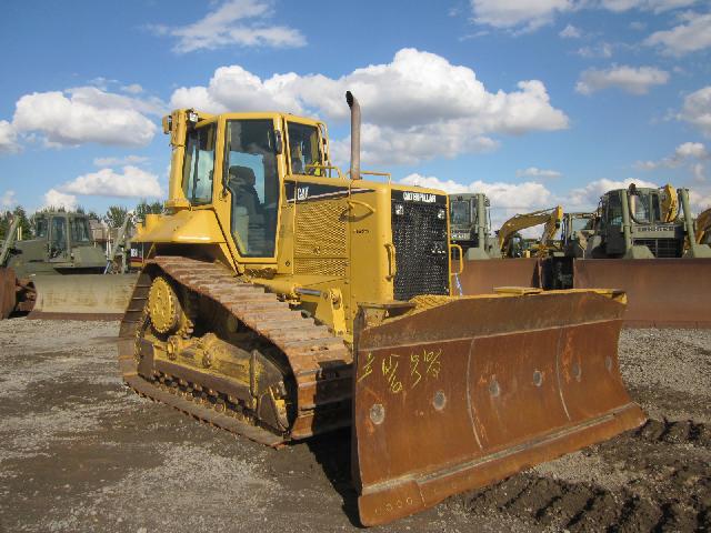 Caterpillar Bulldozer D6N XL - Govsales of mod surplus ex army trucks, ex army land rovers and other military vehicles for sale